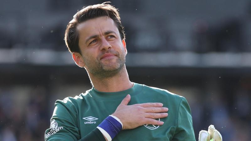 West Ham Secures Goalkeeper Fabianski in Exciting Re-signing Deal!