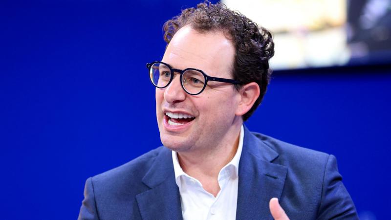 AI giant Anthropic announces plans to list on US stock market