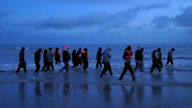 Removed migrant who returned to UK will be 'fast-tracked' to France, PM says