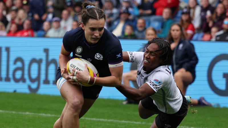 Scots beat Fiji to reach World Cup quarter-finals