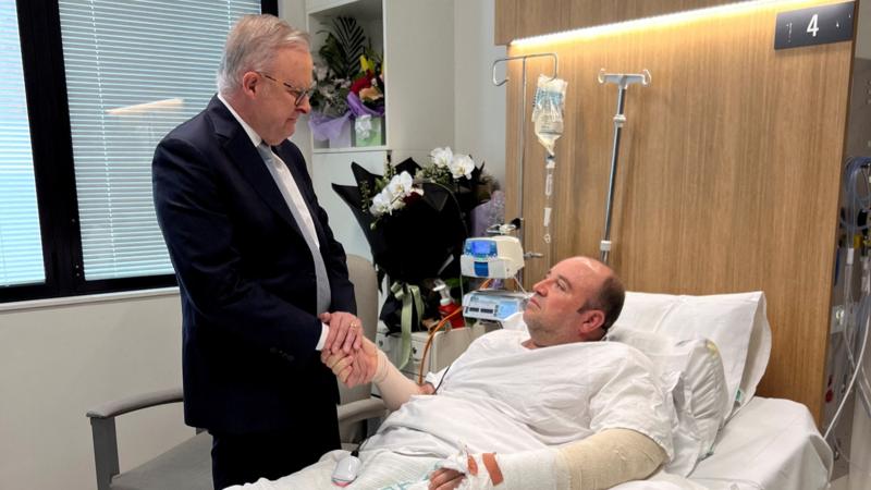 'Best of our country': Australian PM visits Bondi hero in hospital