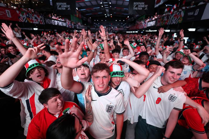 Watch fans react to every goal of England v Mexico game
