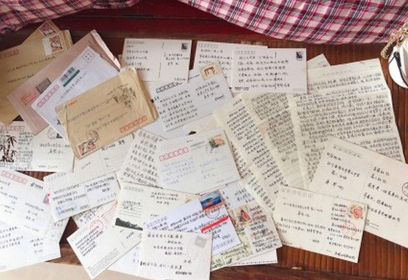 A collection of letters written in Chinese (from the US) posted on social media