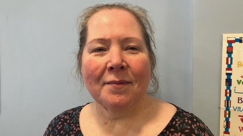 Homelessness: Number of rough sleepers up by a quarter in England - BBC ...