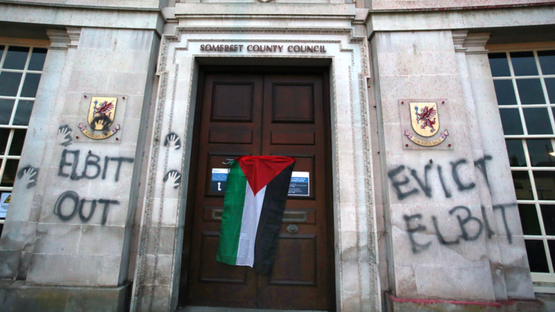 Bristol Palestine Action protesters get suspended sentences - BBC News