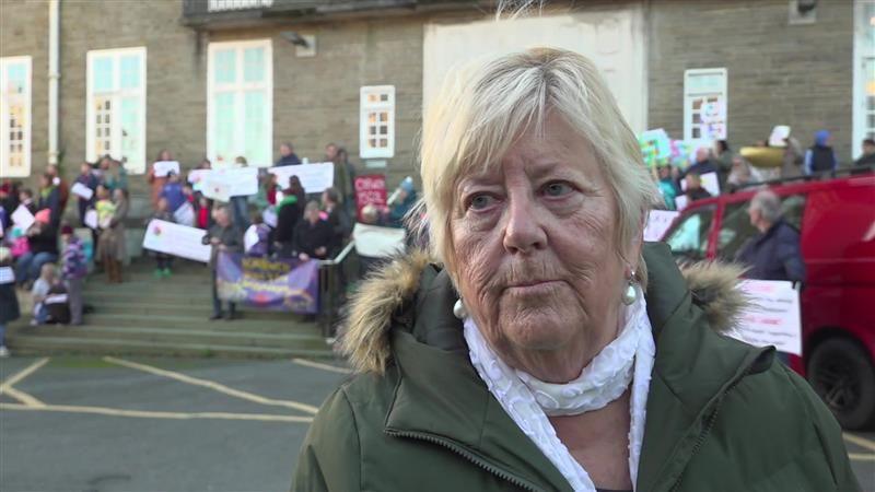 Honnodd Ann Jones nad yw'r broses wedi bod yn deg