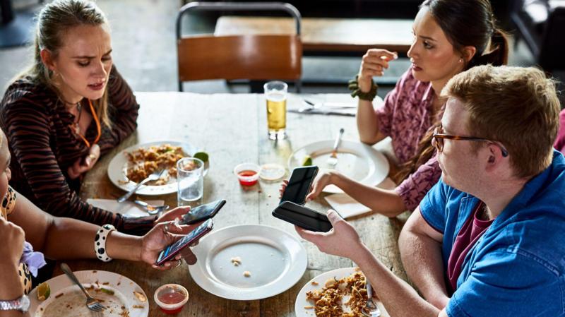 My friends always want to split the bill equally, how do I say no?