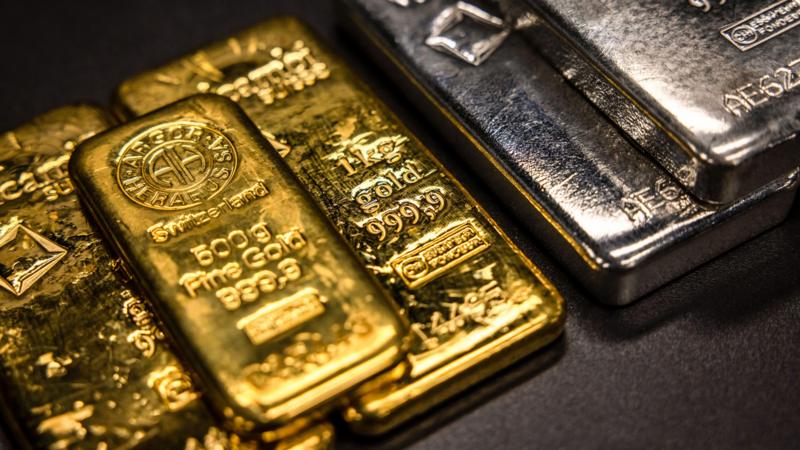 Gold and silver plunge deepens after Friday's losses
