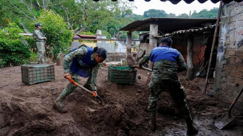 Rescuers search for missing in Mexico's flooded towns