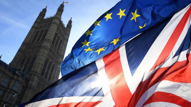 Thirteen Labour MPs vote for talks on joining EU customs union