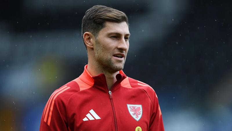 We want to test ourselves against the best - Davies
