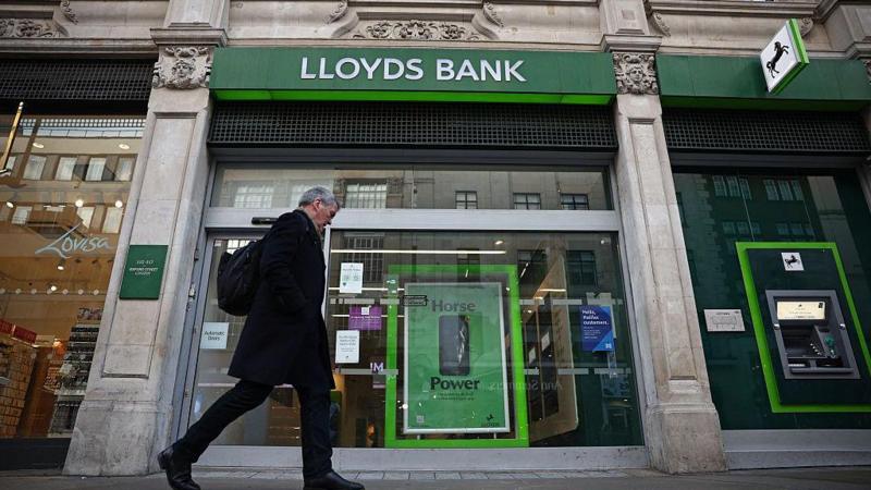 Lloyds Banking Group to close another 95 branches