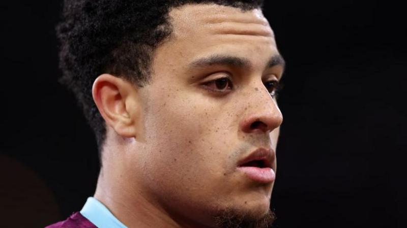 CJ Egan-Riley: Burnley defender's red card overturned on appeal - BBC Sport