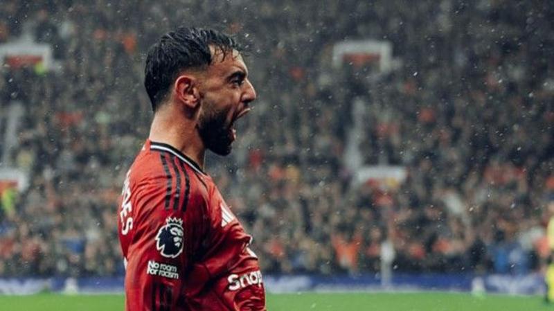 Fernandes Secures Legendary Status with Stellar Man Utd Performance