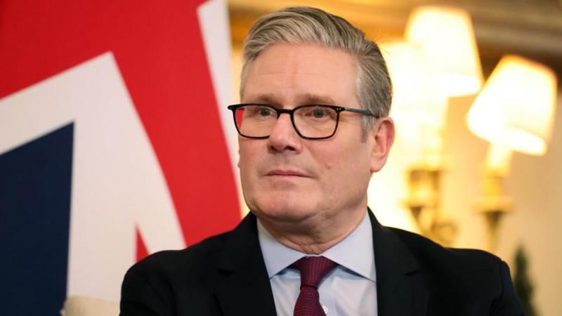 Doctor strike during flu outbreak would be 'beyond belief', says Starmer