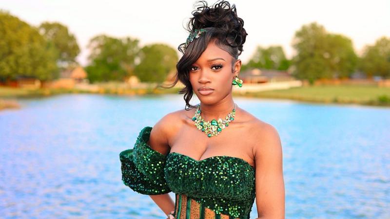 The US teenagers wowed by African prom dresses