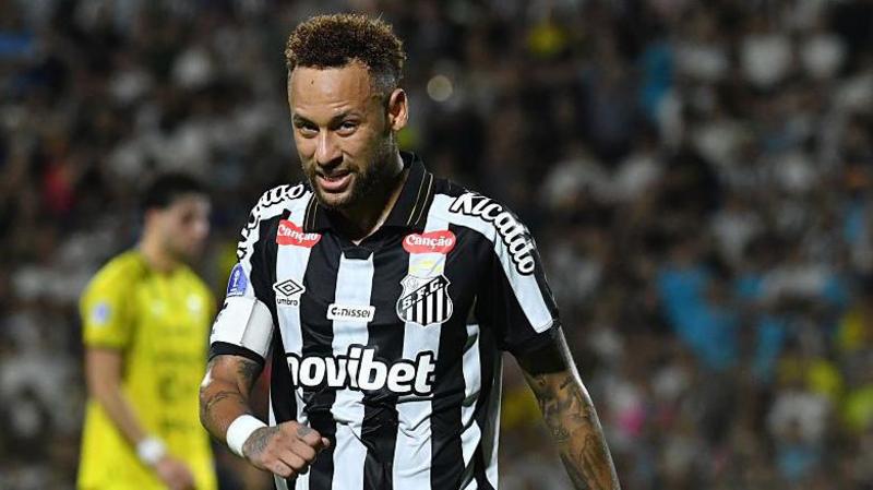 Neymar apologises for slapping teenager Robinho Jr