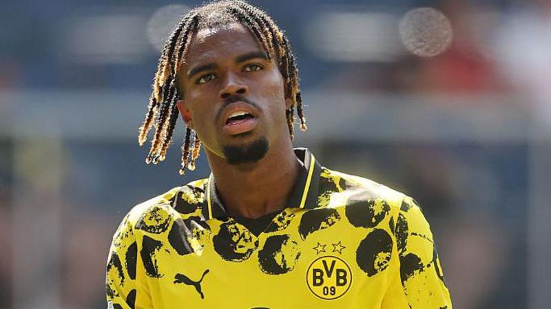 Dortmund Clinches Chukwuemeka from Chelsea in £24M Mega Deal!