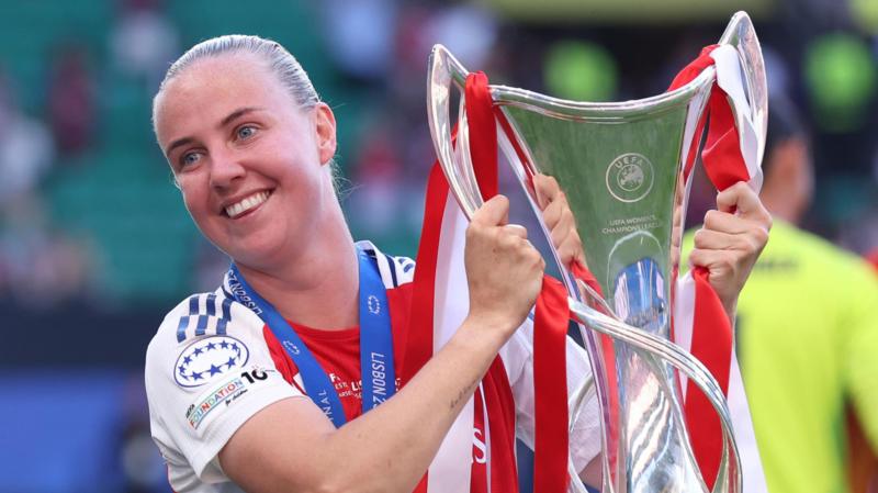 Arsenal 'legend' Mead to leave club at end of season