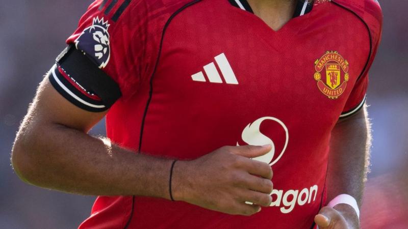 Man Utd & Man City to pay tribute to synagogue attack victims