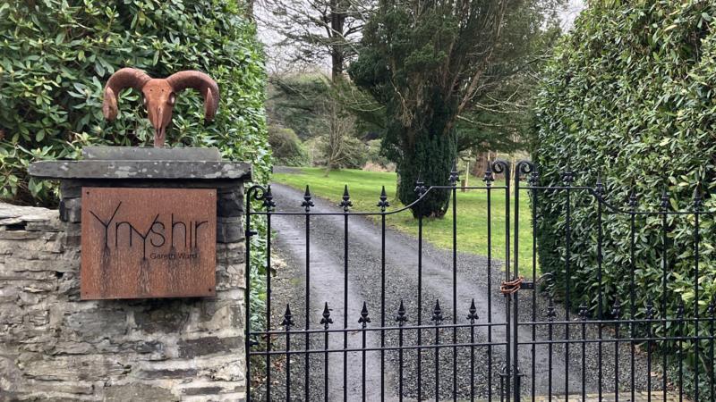 Chef 'not embarrassed' by one-star hygiene rating at Michelin-starred restaurant