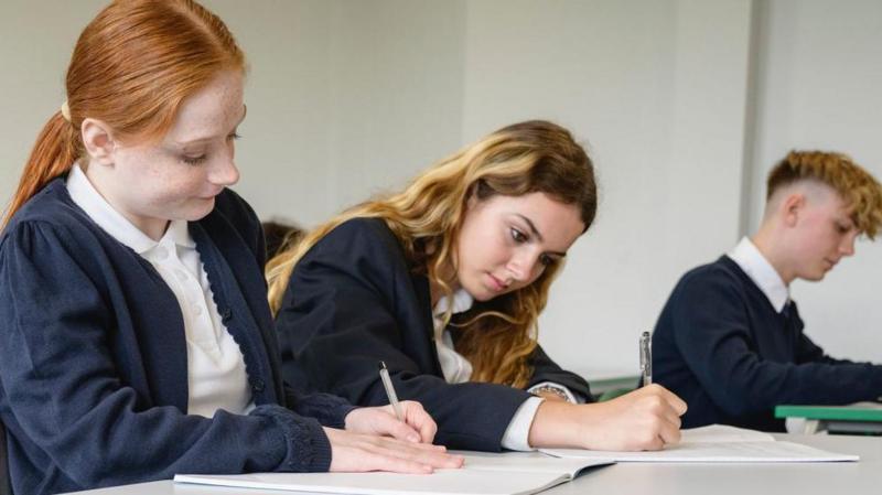 Year 8 pupils to sit compulsory reading tests under new plans