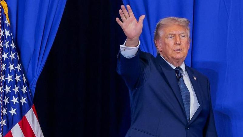 Trump tells US negotiators 'not to rush' into deal with Iran