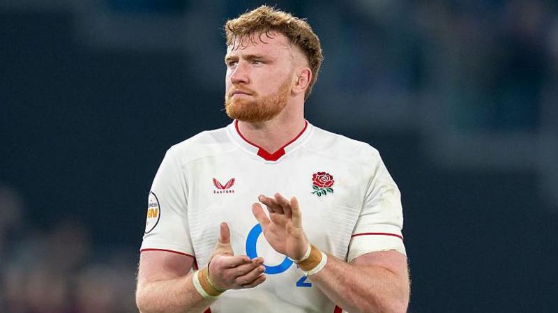 Chessum starts in only change as England try to stop rot