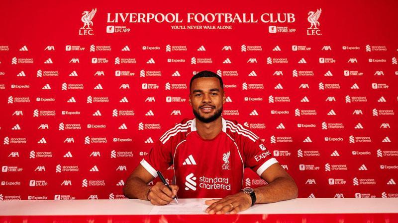 Gakpo Commits to Liverpool: Signs Thrilling New Deal!