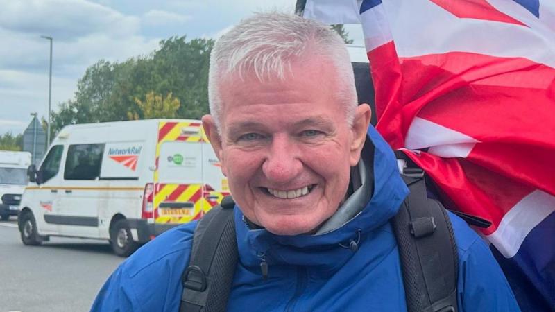 Where did fridge-carrying fundraiser's donations go?