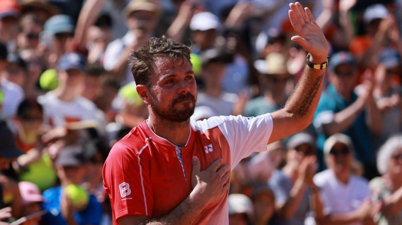 Wawrinka bids fond farewell to French Open