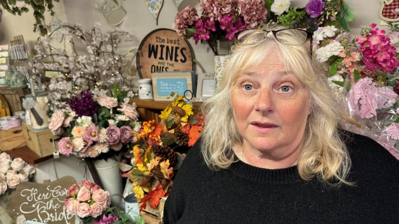 High prices hit sales of popular blooms - florist