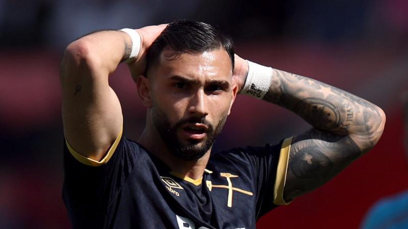 Woodwork woe and a Spurs lifeline - West Ham suffer in survival fight