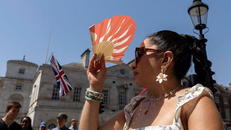 UK braced for hottest June night