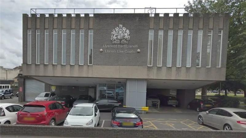 Llys ynadon llanelli