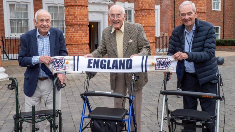 Fans relive 1966 triumph 50 years after World Cup