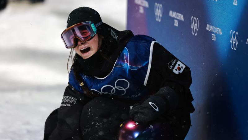 Choi, 17, denies Kim historic third halfpipe gold