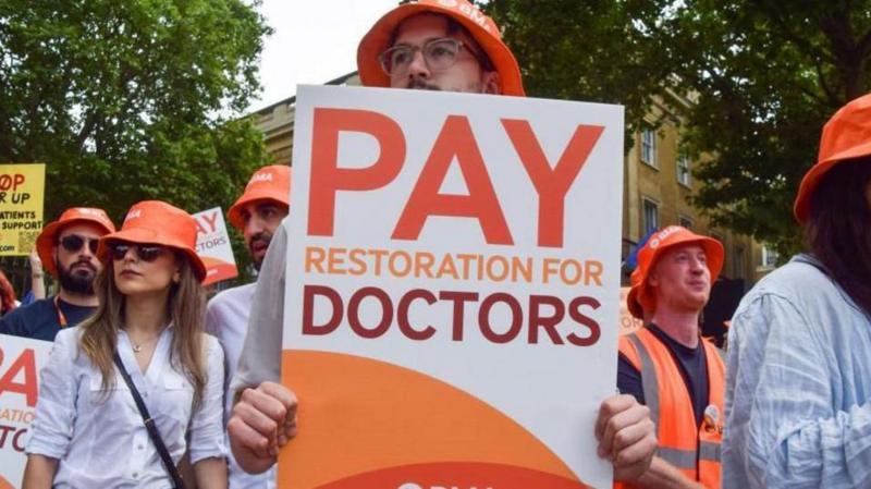 Streeting accuses doctors' union of acting 'like cartel'