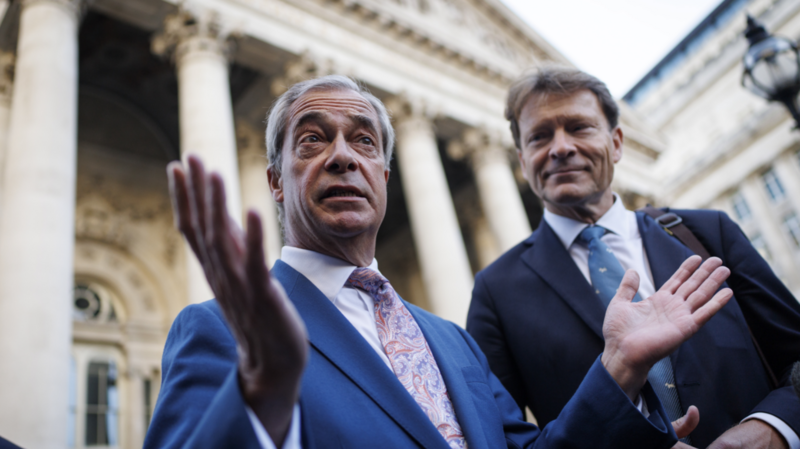 Farage urges Bank of England boss to stop bond sales