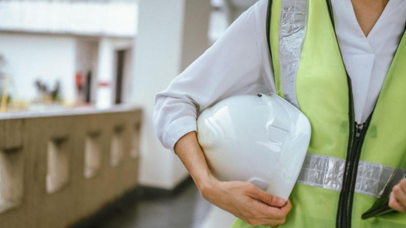 Ministers eye construction and hospitality to find young people jobs