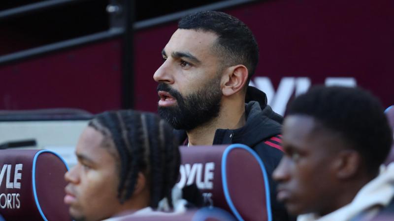 Salah a top professional after being dropped - Slot