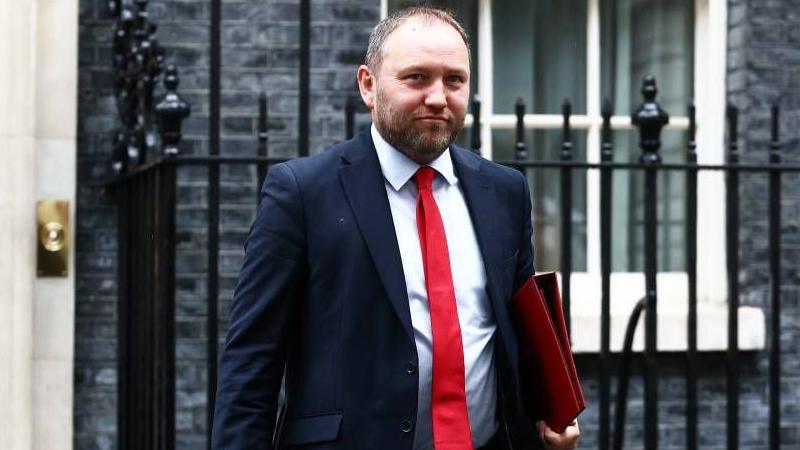 Scottish Secretary Ian Murray outside 10 Downing Street