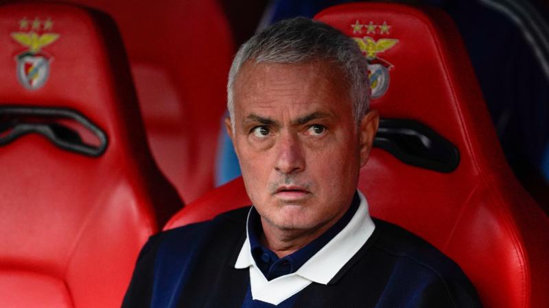 Mourinho appointed Benfica manager