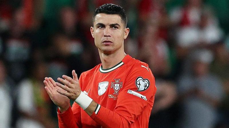 Ronaldo in Portugal squad for record sixth World Cup