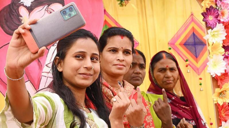 India's politicians are dishing out election freebies - but can states afford them?
