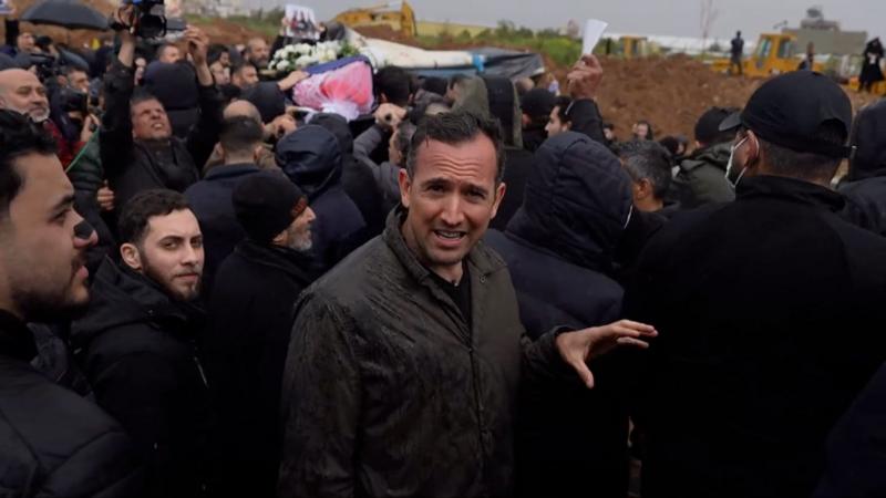 Hundreds in Beirut mourn journalists killed in Israeli strike