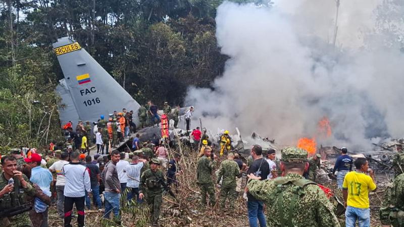 Search for four missing soldiers after Colombia plane crash kills 66