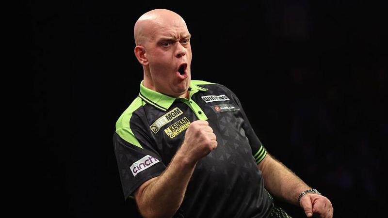 Van Gerwen wins opening Premier League night