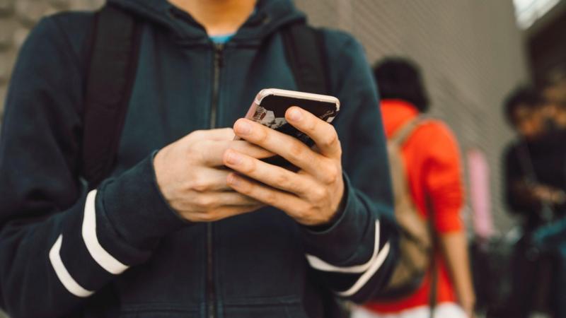 UK police bosses urge unsafe platforms to be blocked for under-16s