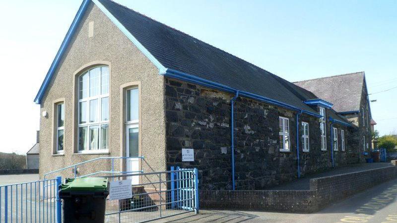 Ysgol Gynradd Nebo